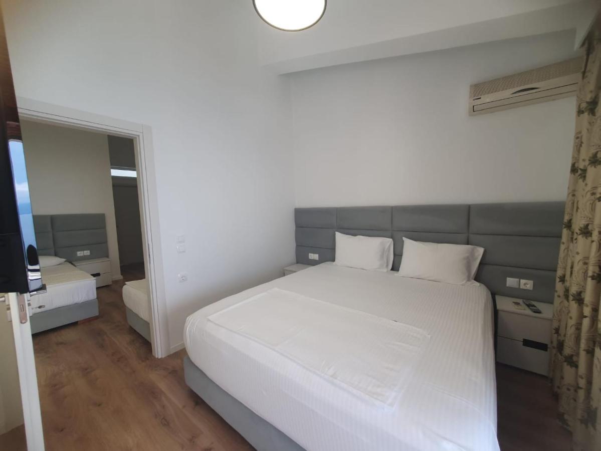 Murati Suites Sarandë Exterior foto