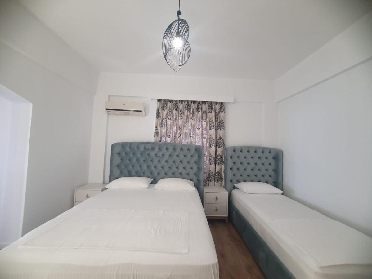 Murati Suites Sarandë Exterior foto