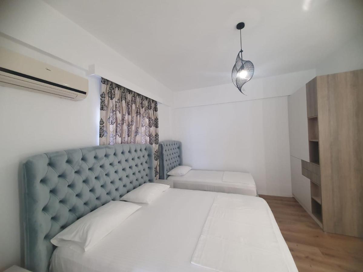 Murati Suites Sarandë Exterior foto